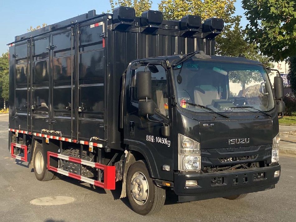 慶鈴多功能裝備車 慶鈴多功能裝備車